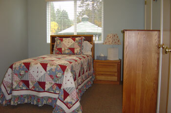 senior bedroom