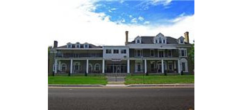 Detroit Care Center exterior view of the facility