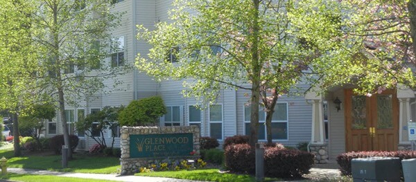 Glenwood Place facility front view