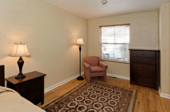 Idyllwood Manor Private Room2