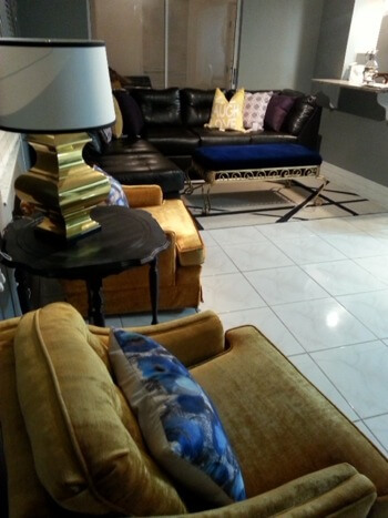 La Belle La Vie - Living Room