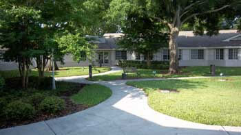 Magnolia Gardens Assisted Living Facility In Pinellas Park