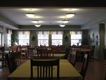 Assisted Living New York Dining Room