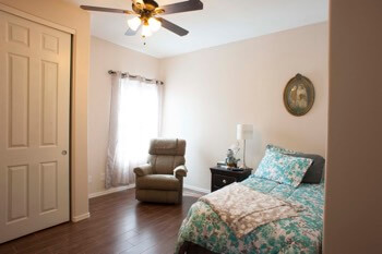 2nd bedroom
