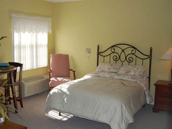 senior bedroom