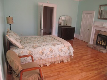 seniors bedroom at facility
