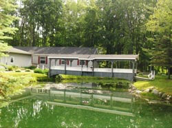 Wadhams Valley assisted living care home in Lenox Township, Michigan offers attention with daily living in a dignified and courteous environment