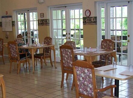 Waters Edge dining room