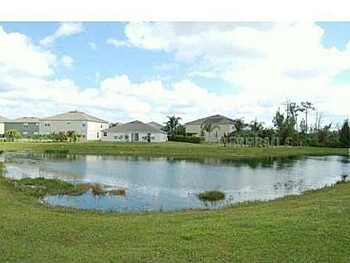 White House Place lake view